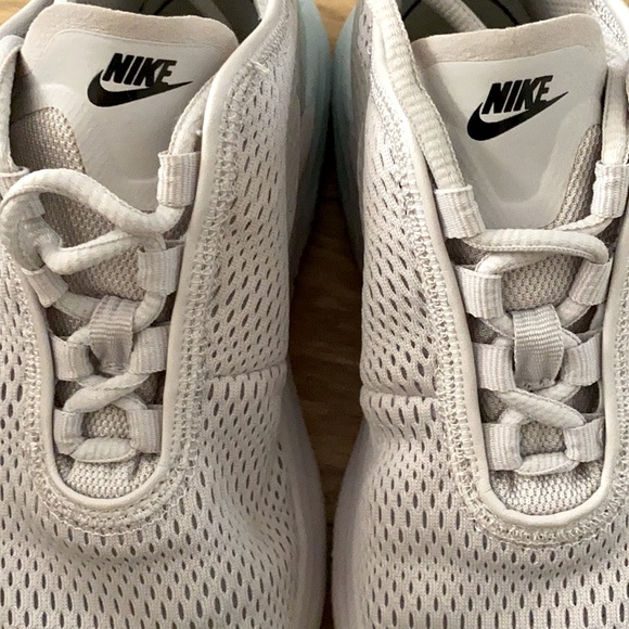 Nike Sneakers - Picture 5 of 7